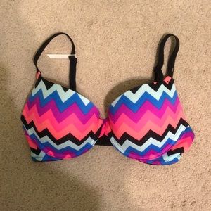 NWOT Chevron Print VS Push-Up Bra